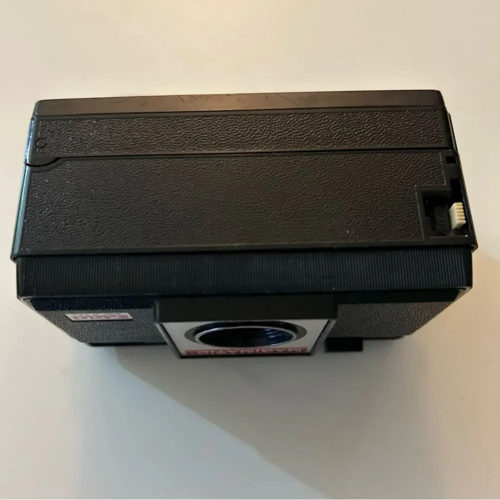 Magicube X-50 Instant Load Camera - Black